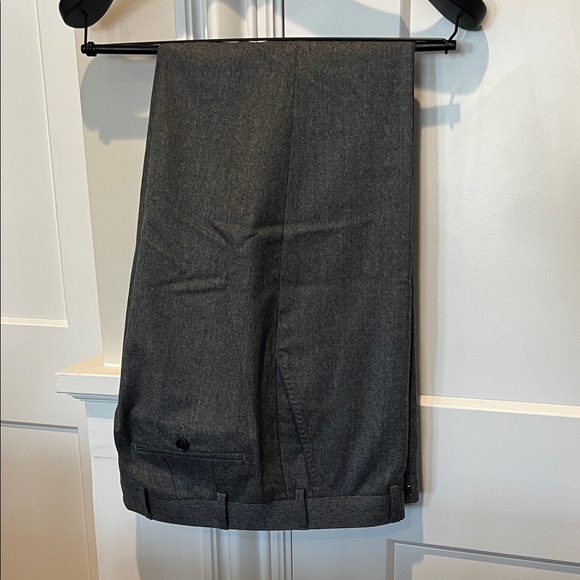 Suitsupply Gray Wool Flannel Flat Front Dress Pants - 33” Waist / 25.5” Inseam - Picture 1 of 14